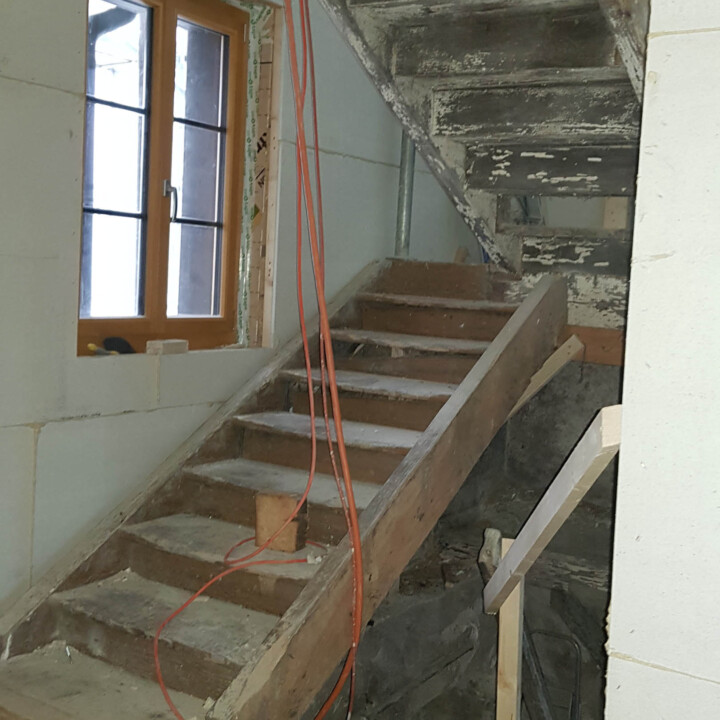 Treppe während der Sanierung